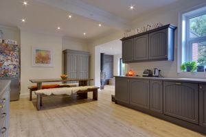 Kitchen / Diner- click for photo gallery